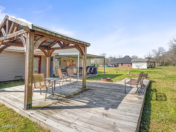 4th image of 185 Shalom Rd