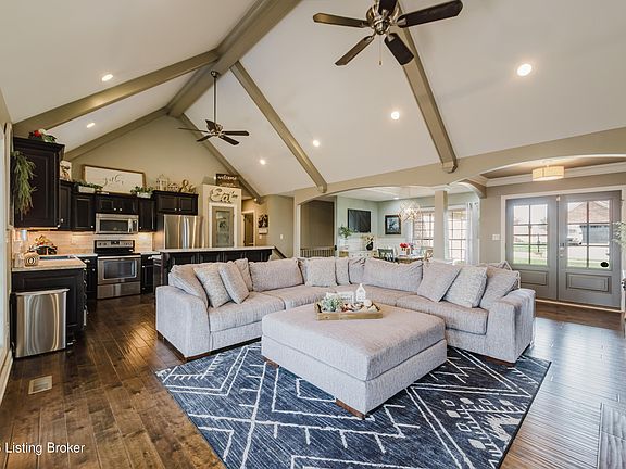 5th image of 7705 Aspen Ridge Rd