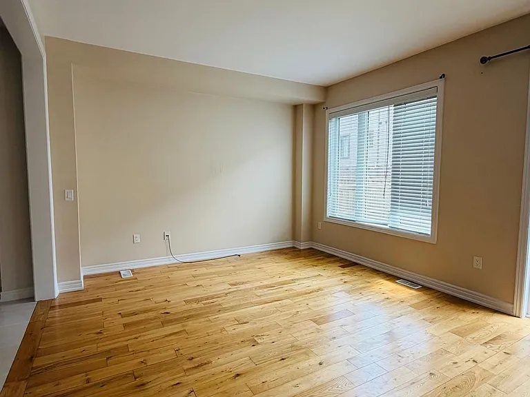 16 Talence Dr — Photo 10