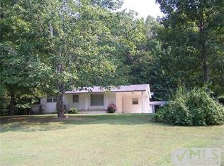 3894 Halls Ck Rd, Waverly, TN 37185