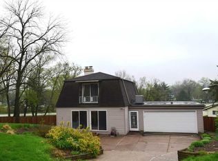 1919 Cleveland Rd, Colona, IL 61241