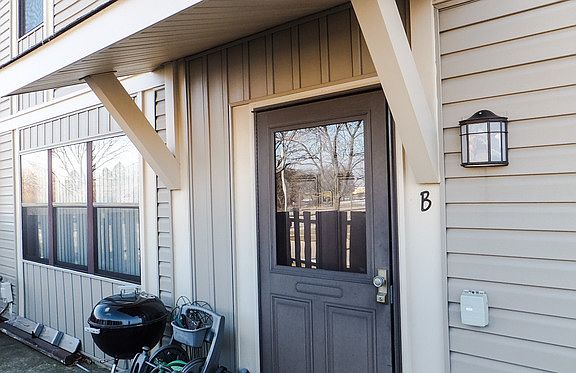 2nd image of 5730 Dutch Mill Ct Unit B