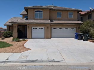 12422 Cricket Ln, Victorville, CA 92392