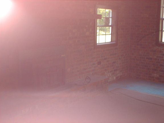 4th image of 21 Crosstie St