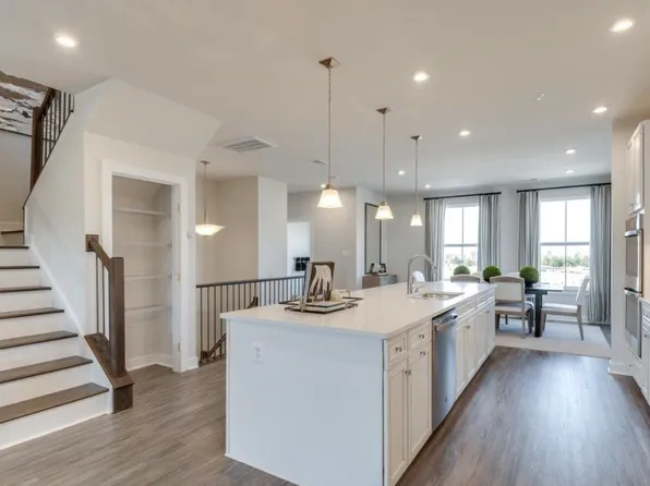 2680 Velocity Rd #2680, Herndon, VA 20171