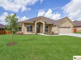 1212 Windsong Cir, Seguin, TX 78155