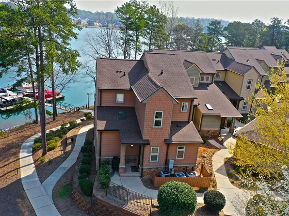 323 Blue Water Way, West Union, SC 29696