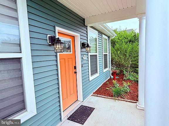 5th image of 123 Briarwood Cir