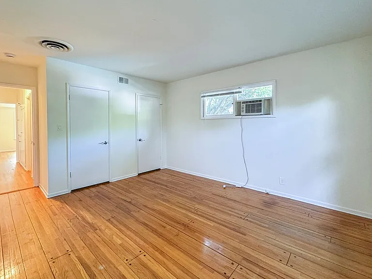 6941 McLennan Ave — Photo 18
