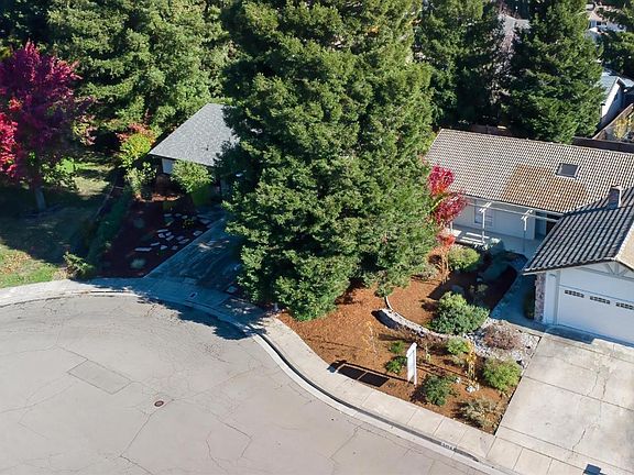 2nd image of 6066 Donna Court