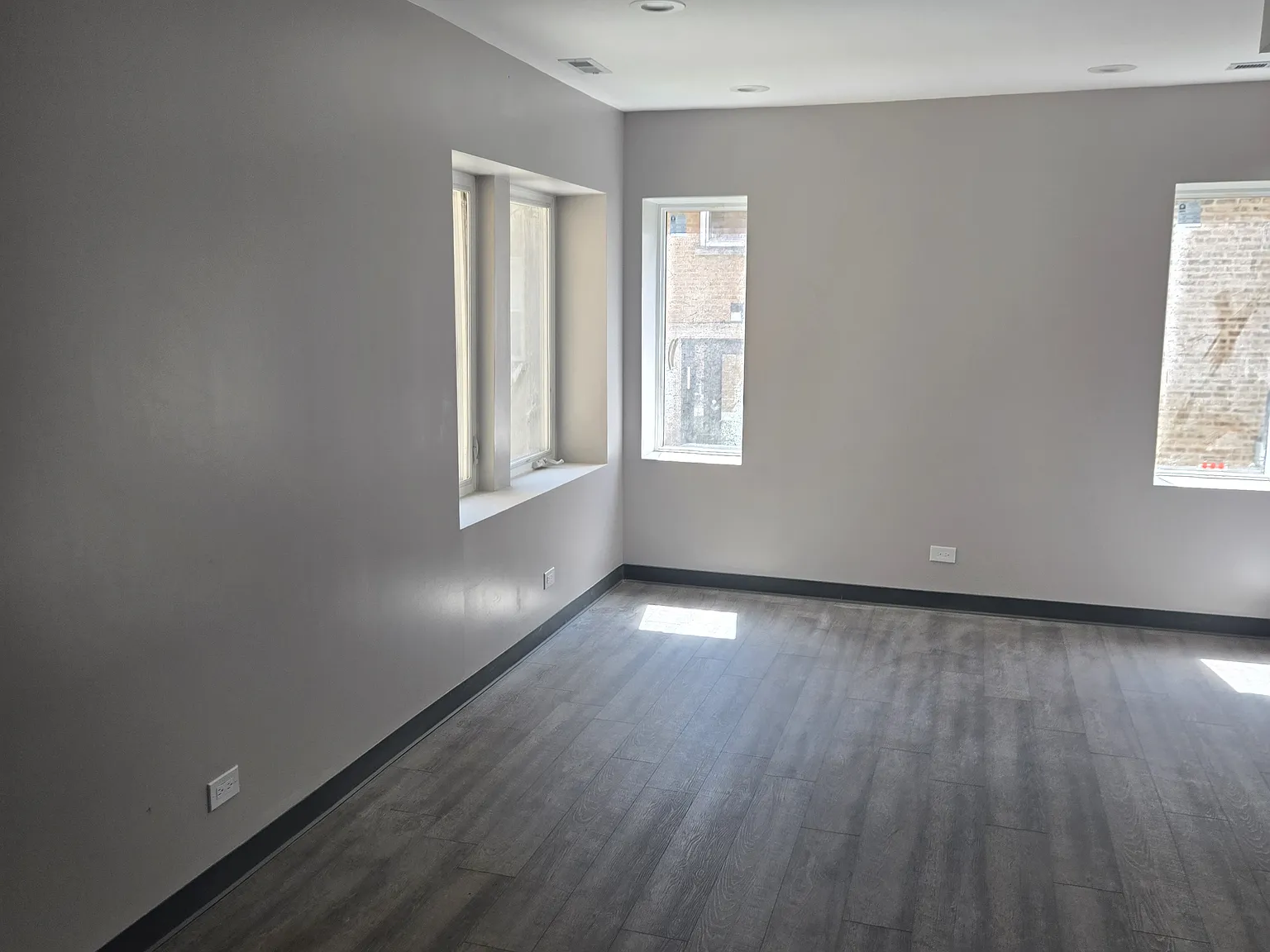 2 bed, $2,050 — Photo 3