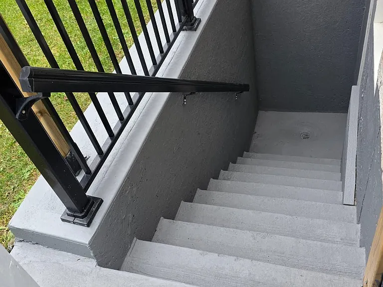 47 Niceview Dr #LOWER — Photo 3