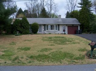 219 Hilltop Rd, Boiling Springs, PA 17007