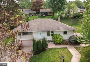 1764 Prosperity Rd N, Maplewood, MN 55109