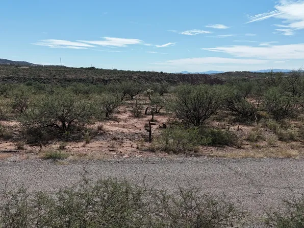 209 Torre Ct #84, Rio Rico, AZ 85648