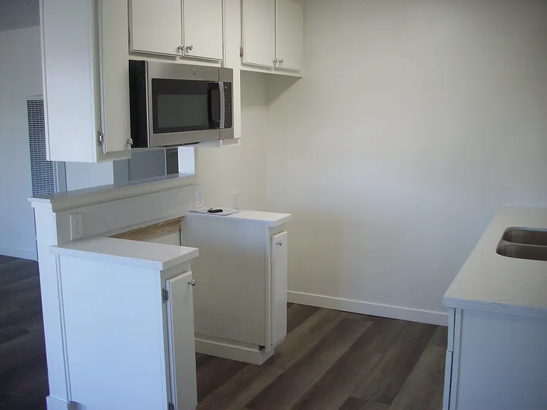 1064 Ohio Ave #C — Photo 7