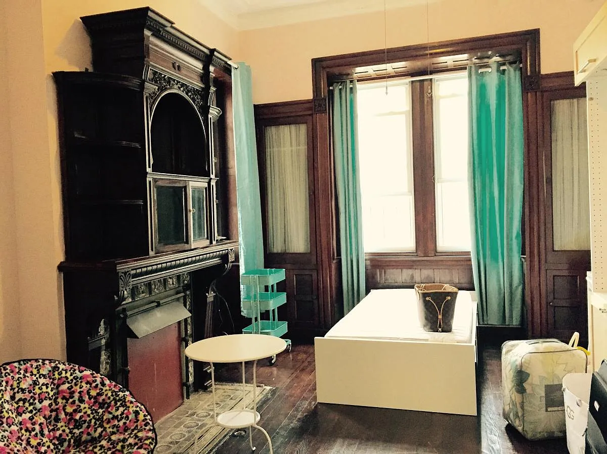 Studio, 200 sqft, $790 — Photo 4