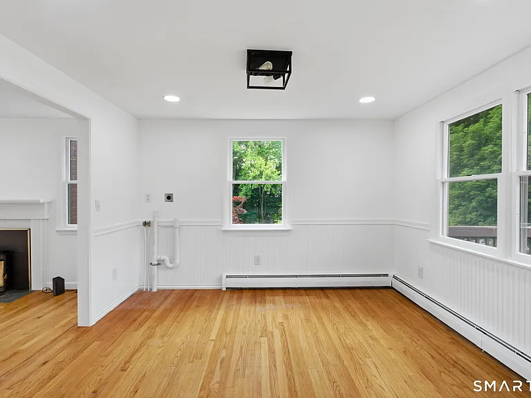 60 Hoffman Rd — Photo 13