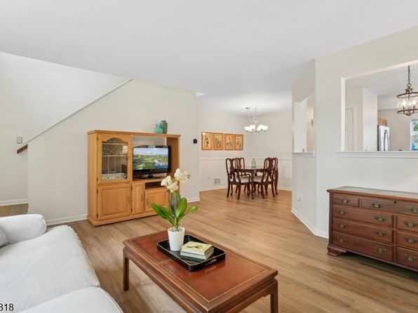804 Appleton Way, Hanover Twp., NJ 07981