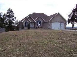 23218 Lake Ridge Dr, Warsaw, MO 65355
