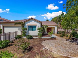 812 Lomond Dr, Riverside, CA 92508