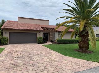 7039 NW 3rd Ave, Boca Raton, FL 33487