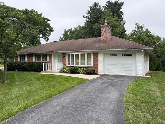 4th image of 6129 Sebring Dr