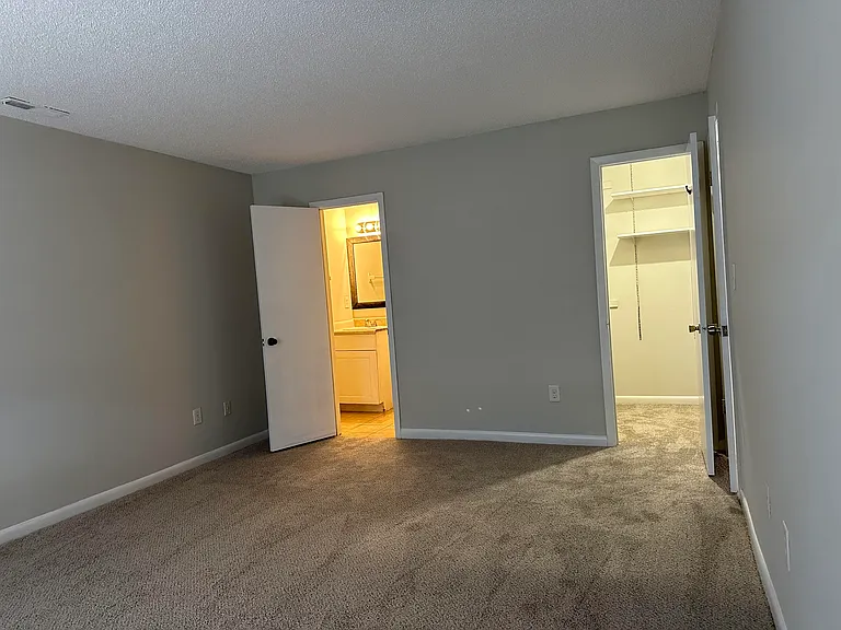 2142 Pier Point Pl — Photo 10