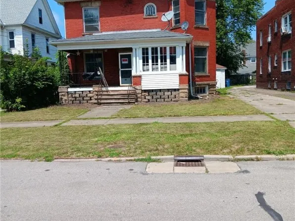 1040 W 9th St, Lorain, OH 44052