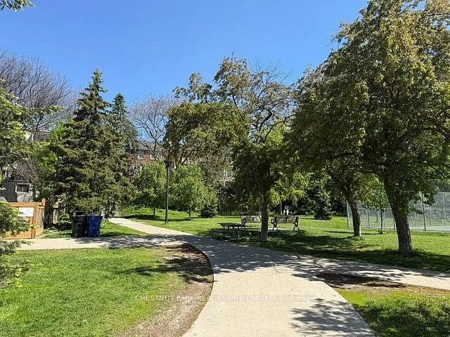 179 Avenue Rd #2 — Photo 22
