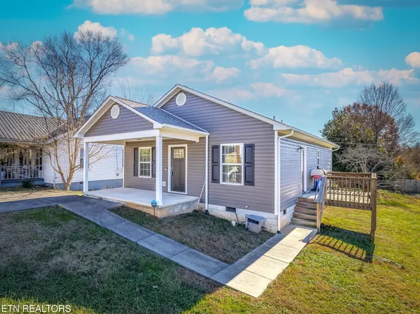 520 Midlake Dr, Knoxville, TN 37918