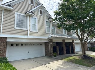 1045 Bay Breeze Dr, Suffolk, VA 23435