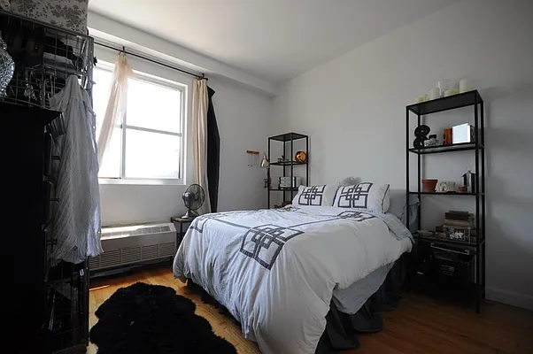 Rented by REAL New York | media 7