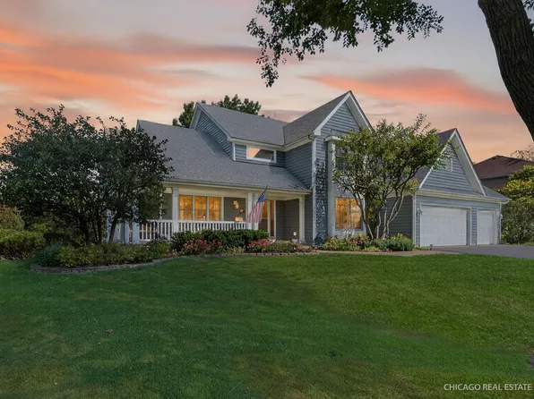 14130 Castlebar Trl, Woodstock, IL 60098