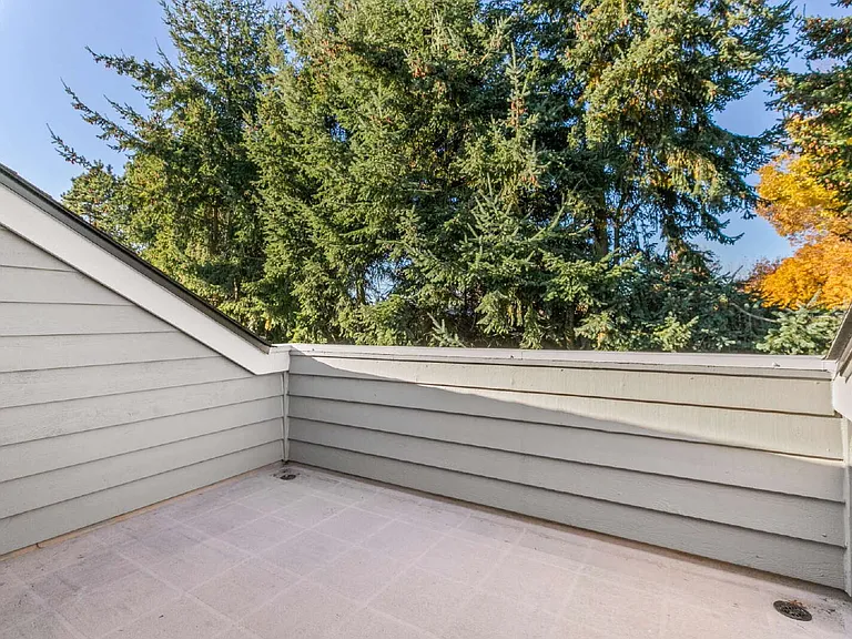1133 10th Ave E #A — Photo 34