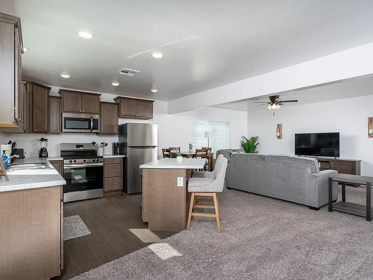 1640 N Cameron St #1640 — Photo 5
