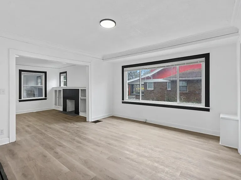 5408 Woodland Ave — Photo 17