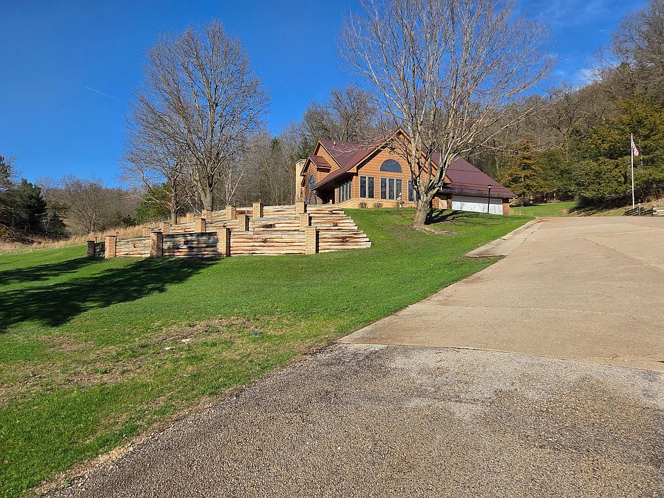 1st image of 100 Oak Knoll Dr