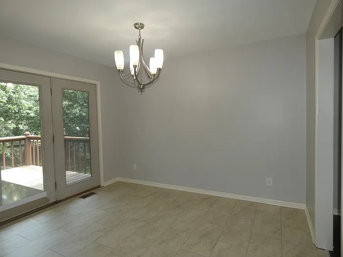 8502 Orchard St — Photo 7