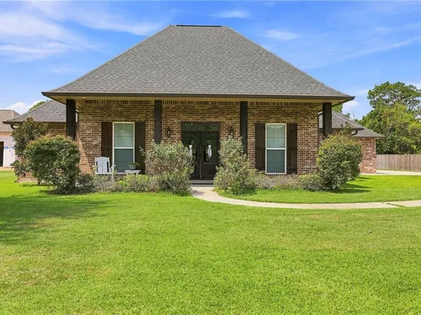42515 Ott Ln, Hammond, LA 70403