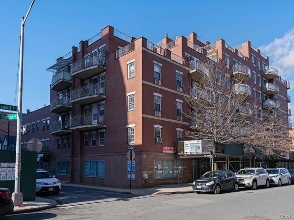 3506 Leavitt Street #3I, Flushing, NY 11354