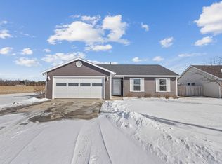 12220 School St, Harlan, IN 46743