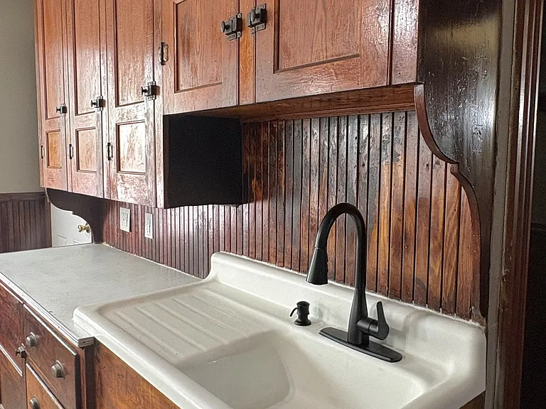 203 Pine St #5 — Photo 15