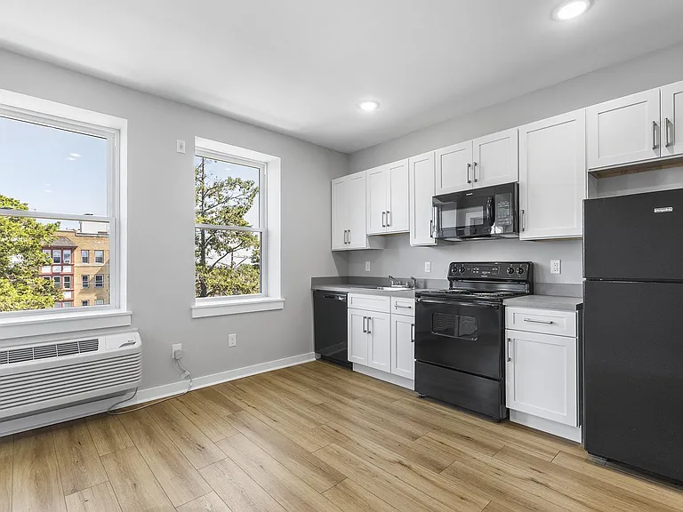 Overbrook Lofts — Photo 32