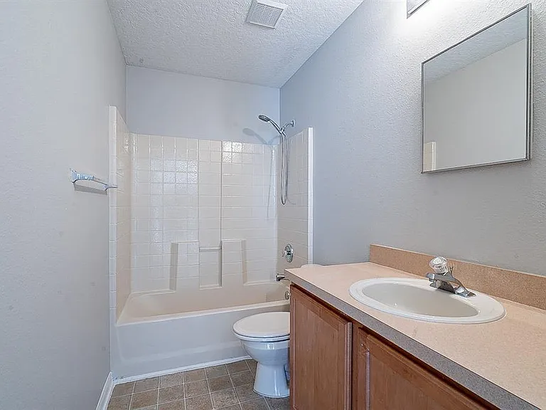 15147 Sugargrove Way — Photo 33