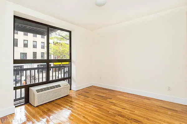 Rented by Living New York | media 21