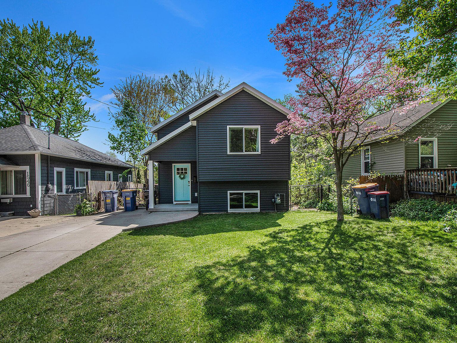 1542 Houseman Ave NE, Grand Rapids, MI 49505 Zillow