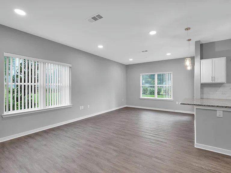 Saddle Brook Landings — Photo 14