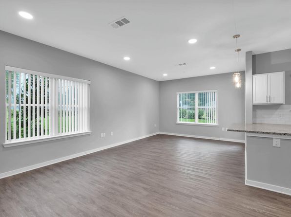 3037 John Hancock Ct #5101