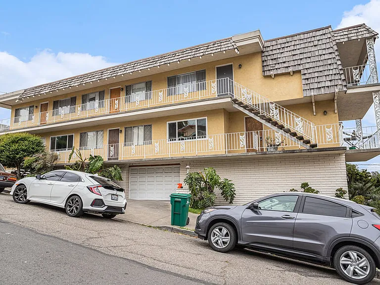 370 Santa Clara Ave #1 — Photo 3